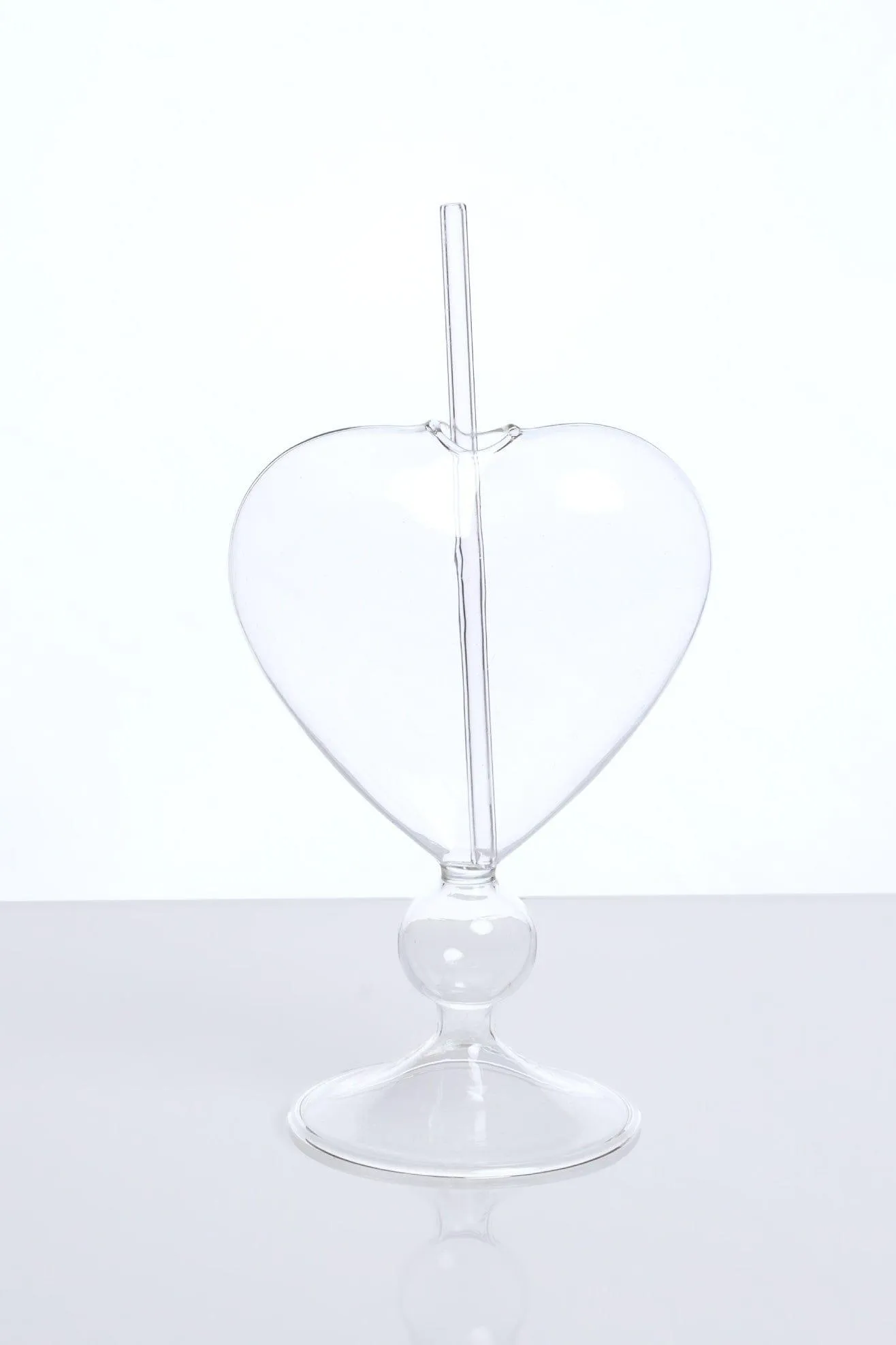 Cocktail Heart-Shaped Glass With Straw